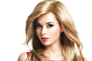 頭發(fā)很油是什么原因 為什么頭發(fā)總是很油 頭發(fā)很油是什么原因 為什么頭發(fā)總是很油