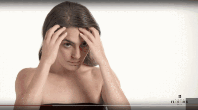 頭發(fā)很油是什么原因 為什么頭發(fā)總是很油 頭發(fā)很油是什么原因 為什么頭發(fā)總是很油