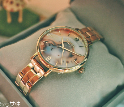 手表放久了會(huì)壞嗎？手表放久了不走怎么辦？