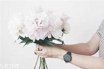 手表電池多久換一次？手表電池能用多長(zhǎng)時(shí)間？