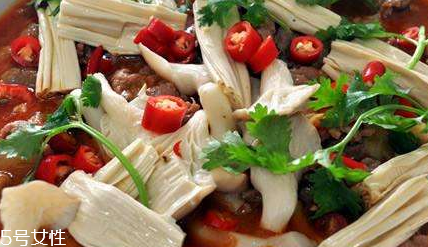 雞血的好處 雞血吃多了有什么好處？