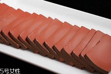 雞血和鴨血的區(qū)別 雞血和鴨血有什么不一樣？