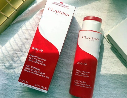 嬌韻詩(shī)紅魔晶真假 嬌韻詩(shī)紅魔晶真假辨別 嬌韻詩(shī)紅魔晶真假 嬌韻詩(shī)紅魔晶真假辨別