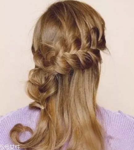 自己怎么扎馬尾好看 好看的馬尾辮扎法 自己怎么扎馬尾好看 好看的馬尾辮扎法