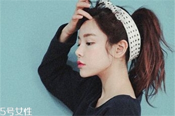 2018流行馬尾的扎法 簡(jiǎn)單的低馬尾編發(fā) 2018流行馬尾的扎法 簡(jiǎn)單的低馬尾編發(fā)