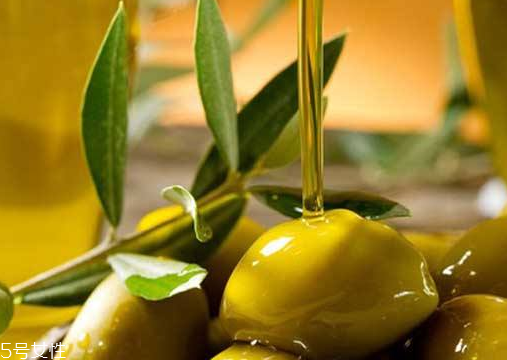 橄欖油能當晚霜用嗎？自制橄欖油晚霜的方法步驟