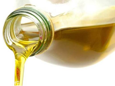 橄欖油洗臉適合什么膚質 橄欖油洗臉的注意事項 橄欖油洗臉適合什么膚質 橄欖油洗臉的注意事項