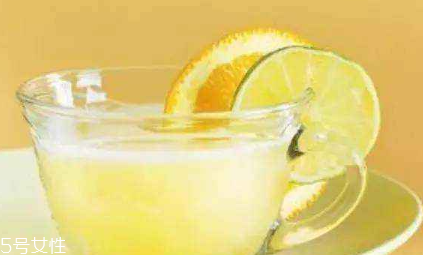 喝熱檸檬水牙齒會變黃嗎 熱檸檬水的正確喝法 喝熱檸檬水牙齒會變黃嗎 熱檸檬水的正確喝法