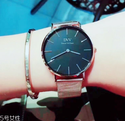 手表保護(hù)膜要撕?jiǎn)?？手表保護(hù)膜撕不撕？