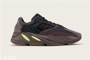 yeezy 700 mauve什么時候發(fā)售？椰子700灰紫色發(fā)售時間
