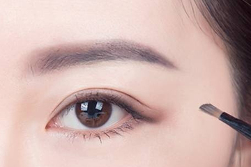 提眉和雙眼皮一起做嗎？提眉和雙眼皮要隔開(kāi)多久