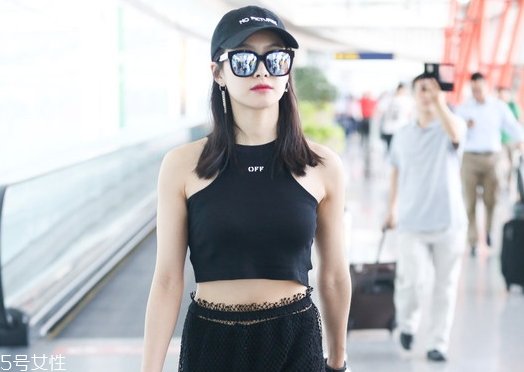 棉t恤發(fā)霉了怎么洗掉 白t恤發(fā)霉了怎么洗掉 棉t恤發(fā)霉了怎么洗掉 白t恤發(fā)霉了怎么洗掉