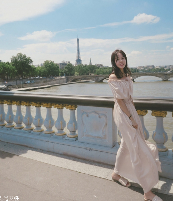 一字肩連衣裙圖片 夏季一字肩連衣裙 一字肩連衣裙圖片 夏季一字肩連衣裙