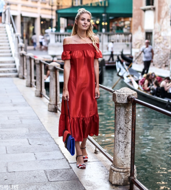 一字肩連衣裙圖片 夏季一字肩連衣裙 一字肩連衣裙圖片 夏季一字肩連衣裙