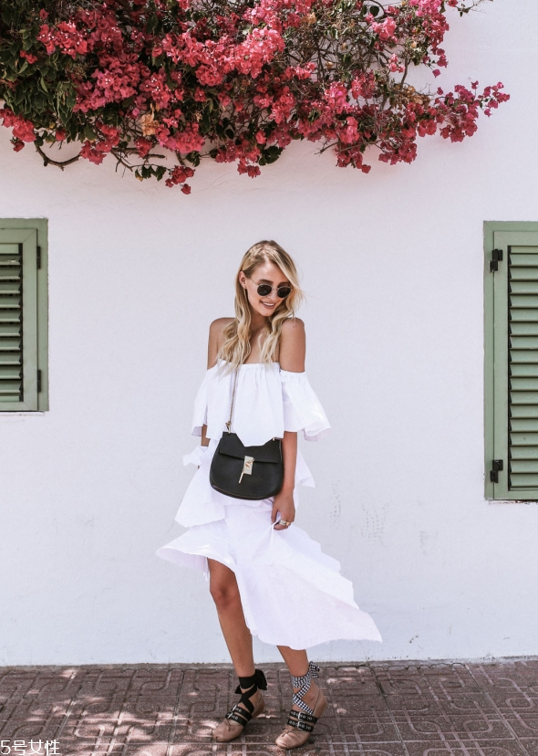 一字肩連衣裙圖片 夏季一字肩連衣裙 一字肩連衣裙圖片 夏季一字肩連衣裙