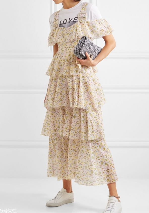 一字肩連衣裙圖片 夏季一字肩連衣裙 一字肩連衣裙圖片 夏季一字肩連衣裙