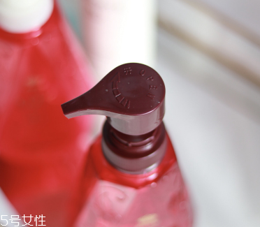 力士洗發(fā)水是堿性的嗎？力士洗發(fā)水是酸性還是堿性？