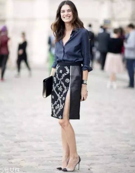 開叉裙配什么上衣？開叉裙搭配上衣圖片