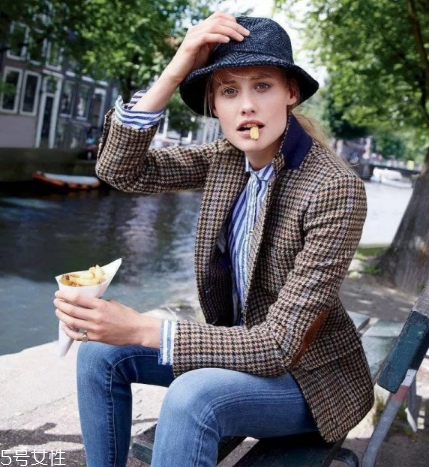 夏天戴什么帽子好看？夏季帽子搭配圖片