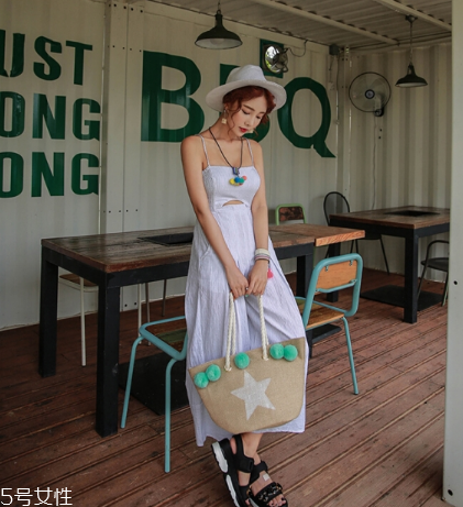 吊帶連體褲怎么穿？吊帶連體褲搭配圖片