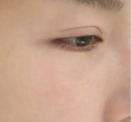 蘭芝紫色隔離好用嗎？黃皮美白利器