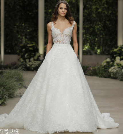 婚紗可以穿紅色的嗎？婚紗穿紅色的好嗎？