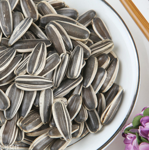 葵瓜子不能和什么一起吃？葵瓜子能和西瓜子一起吃嗎？