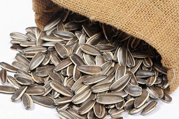 葵瓜子不能和什么一起吃？葵瓜子能和西瓜子一起吃嗎？