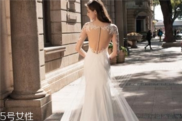 婚紗裙撐怎么穿？婚紗裙撐的正確穿法