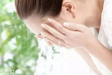 敏感肌能用美白產(chǎn)品嗎？美白產(chǎn)品敏感肌可以用嗎？