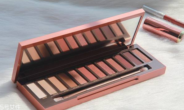 楓葉紅眼影哪個牌子好 8款熱門楓葉紅眼影盤點(diǎn)