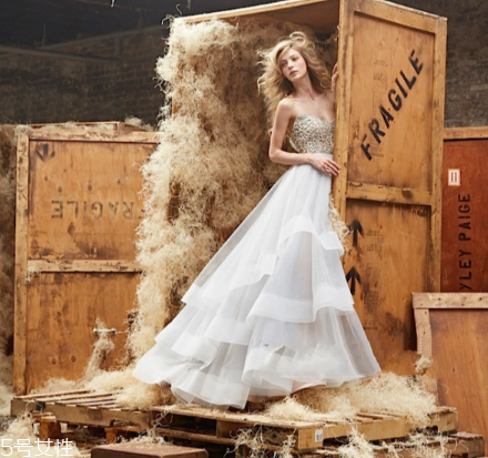 婚紗一定要穿白色的嗎？婚紗可以不穿白色嗎？