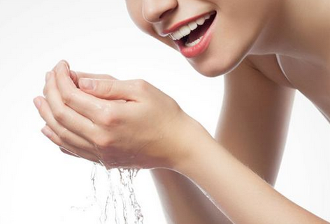 敏感肌如何去閉口？敏感肌有閉口怎么辦？