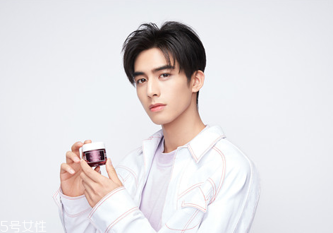 希思黎黑玫瑰初戀霜怎么樣？希思黎黑玫瑰初戀霜測評