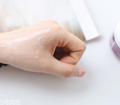 希思黎黑玫瑰初戀霜怎么樣？希思黎黑玫瑰初戀霜測評