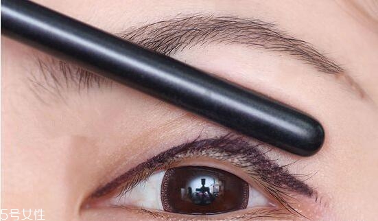 夢(mèng)幻公主妝怎么畫 高貴冷艷紫色公主妝教程