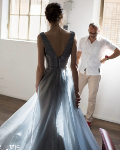 婚紗什么時候穿？新娘什么時候換婚紗？