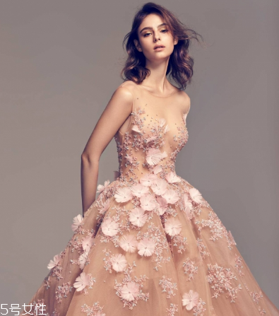 婚紗放在哪里好？婚紗存放方法