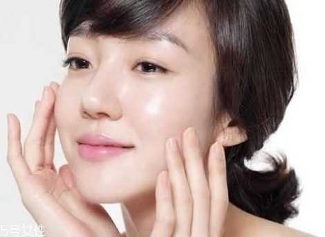 混合性皮膚用什么精華 混合性皮膚精華怎么選 混合性皮膚用什么精華 混合性皮膚精華怎么選