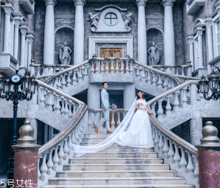 婚紗定金可以退嗎？婚紗定了還能退嗎？