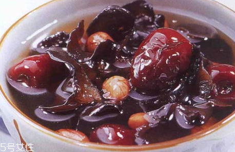 花生衣能代替紅棗嗎？花生衣和紅棗的區(qū)別