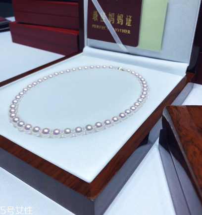 怎樣鑒別珍珠項(xiàng)鏈的真假？珍珠項(xiàng)鏈真假鑒定方法