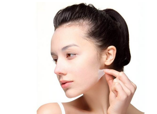 油皮晚上擦什么好？油性皮膚晚上怎么護(hù)膚？