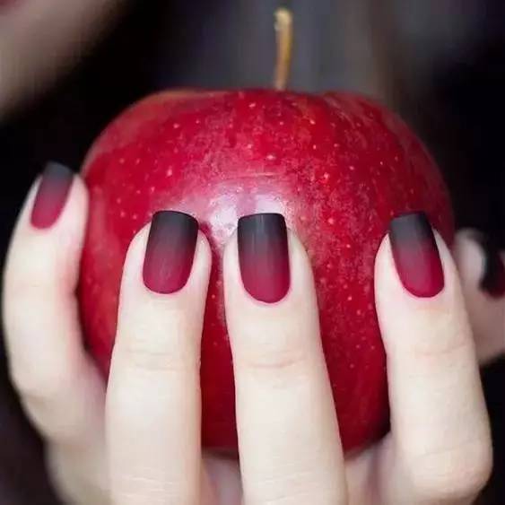 霧面指甲圖片 28個霧面指彩提案 霧面指甲圖片 28個霧面指彩提案