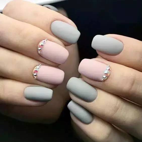 霧面指甲圖片 28個霧面指彩提案 霧面指甲圖片 28個霧面指彩提案