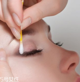 嫁接睫毛掉得快怎么辦 5個(gè)方法預(yù)防嫁接睫毛掉落 嫁接睫毛掉得快怎么辦 5個(gè)方法預(yù)防嫁接睫毛掉落