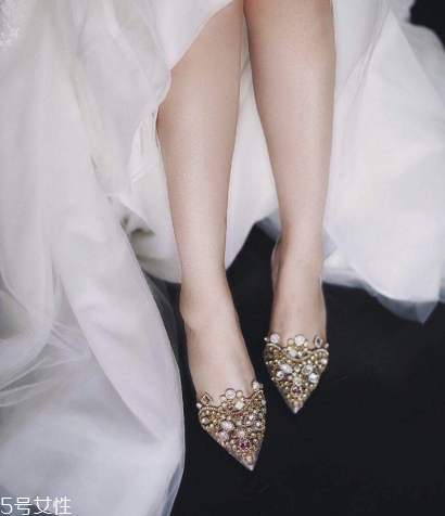 婚鞋可以送人嗎？婚鞋送人好嗎？