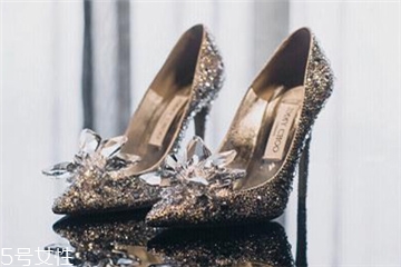 婚鞋可以送人嗎？婚鞋送人好嗎？