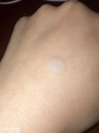 油皮可以用芙麗芳絲嗎？芙麗芳絲適合油皮嗎？