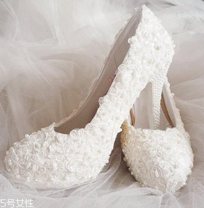 婚鞋可以提前穿嗎？婚鞋提前穿有影響嗎？